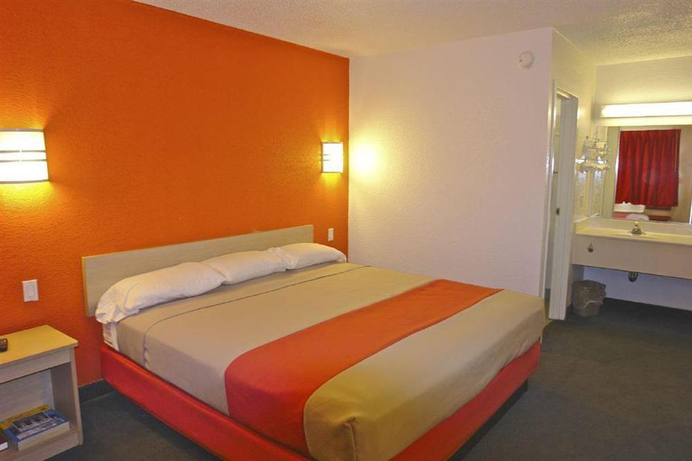 Motel 6 Little Rock North North Little Rock Room photo